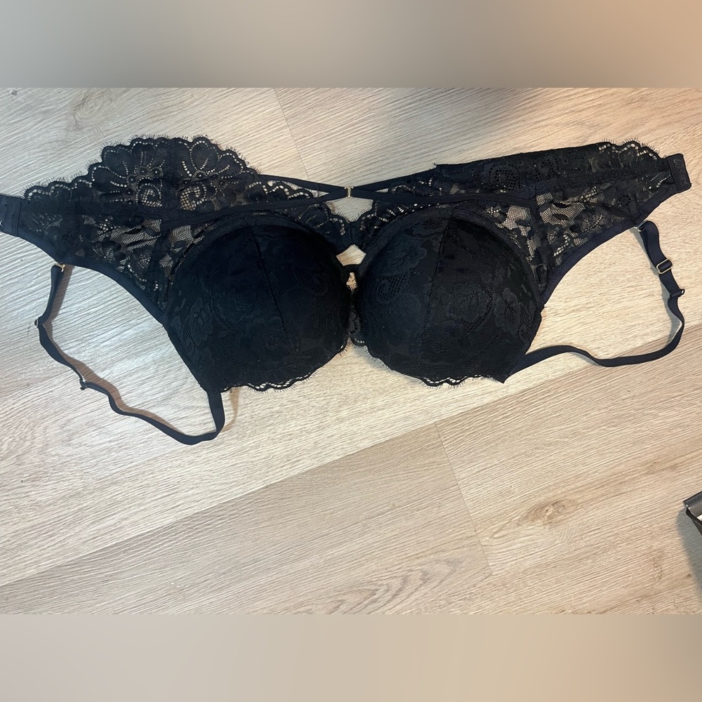 Black Lace La senza beyond sexy bra